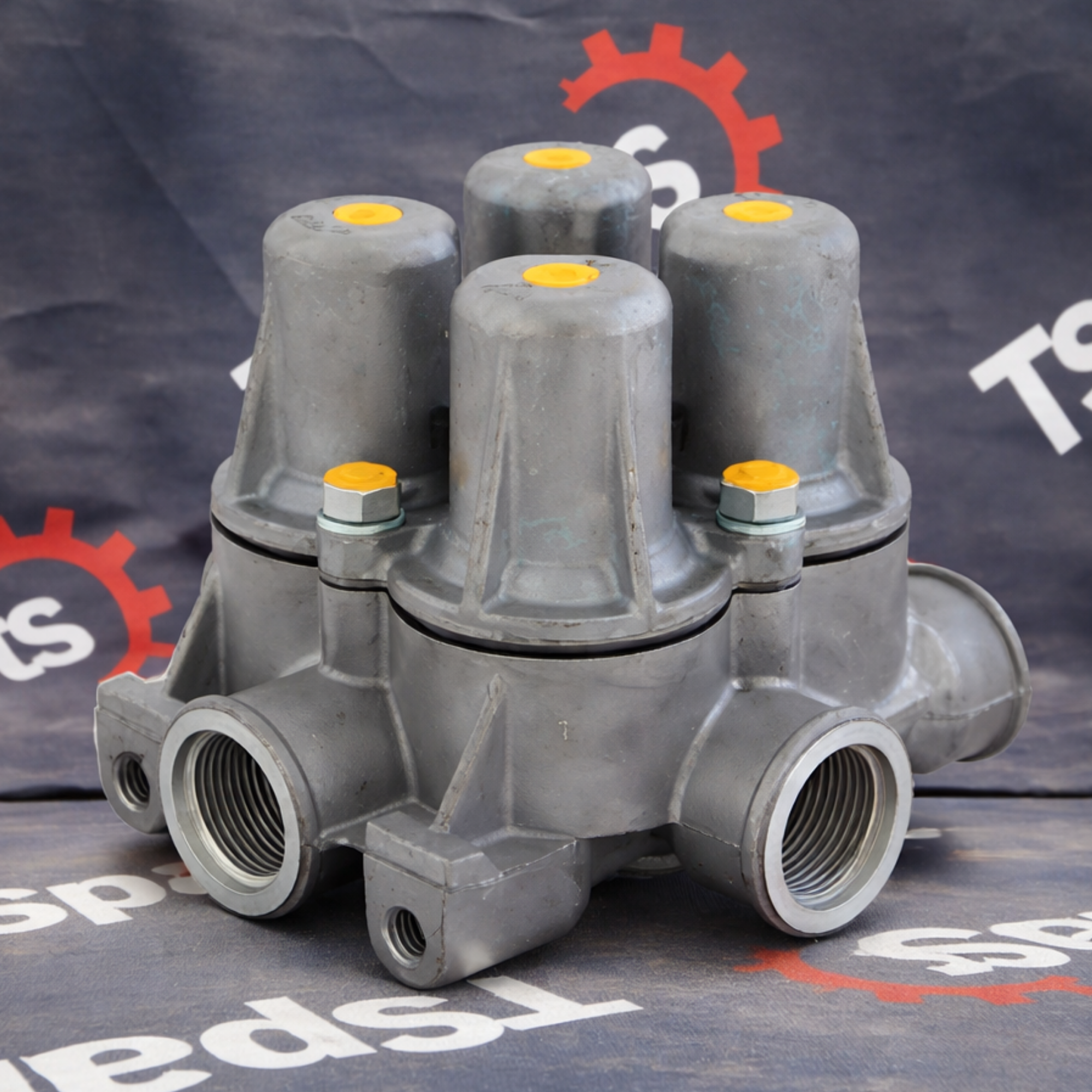 Válvula Protectora 4 Circuito Knorr K001242 - Imagen 3